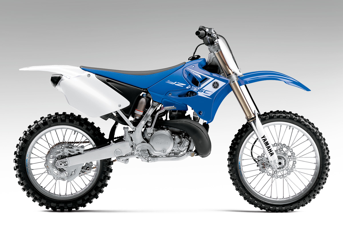 適者生存：ヤマハYZ250ストロークストーリー-ダートバイクマガジン