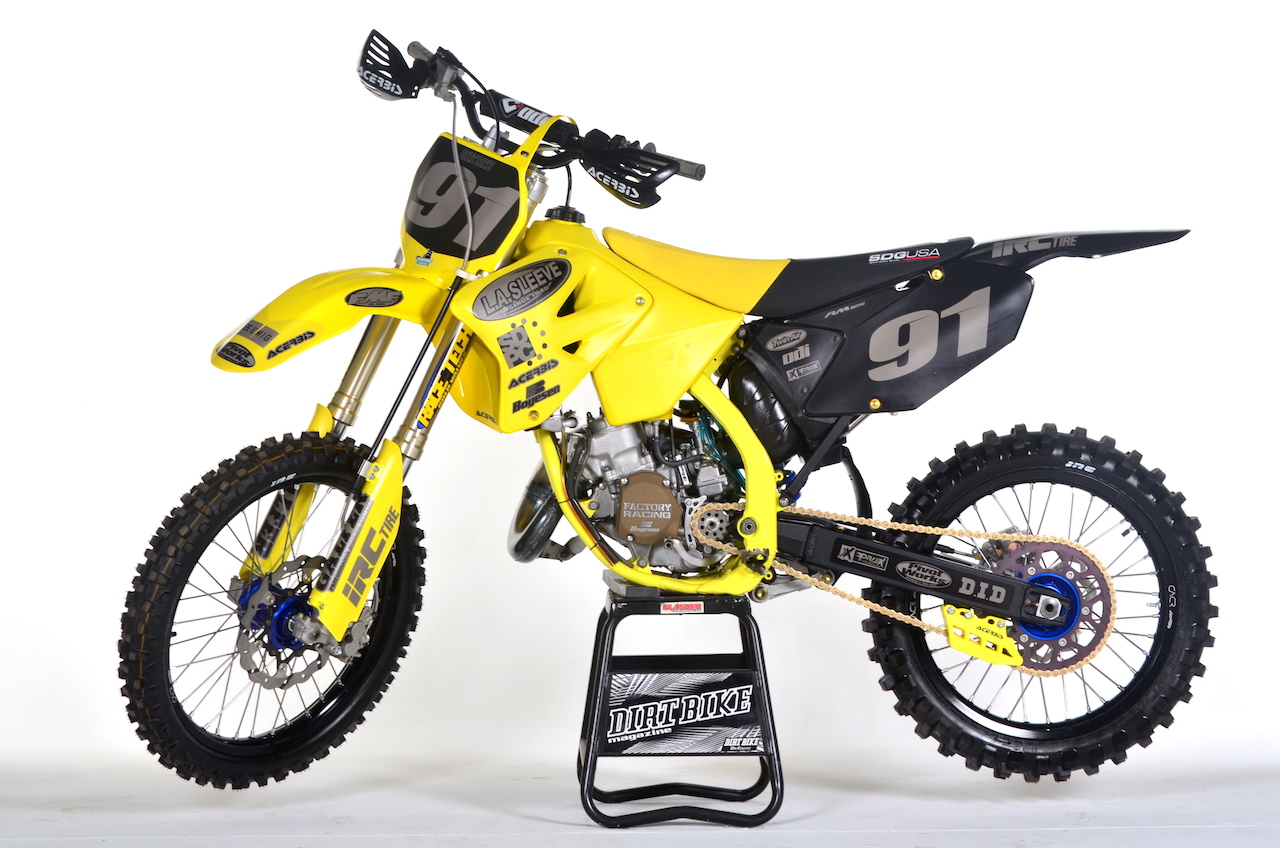 suzuki rm125 2 stroke